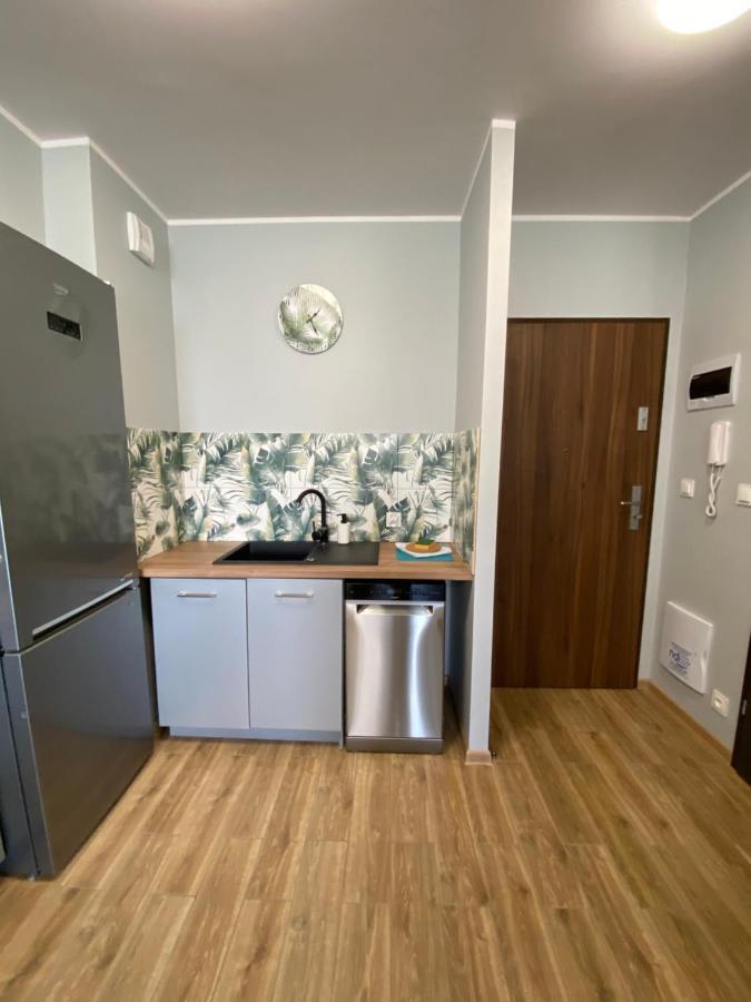 2 Tyskie Apartamenty Z Ogrodkiem Тичи Екстериор снимка